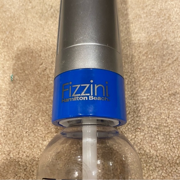 Fizzini Hamilton Beach Cabonated Water Maker SodaStream Competitor Blue - Picture 5 of 7